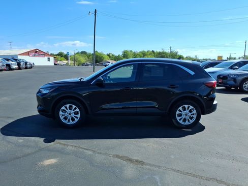 Used 2024 Ford Escape Active w/ Tech Pack #1 AWD/4WD image 2