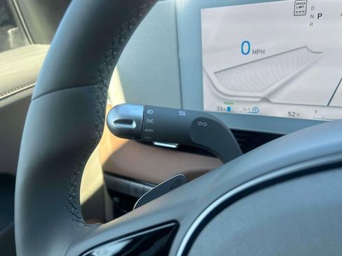 Used 2024 Hyundai Ioniq 5 Limited image 21