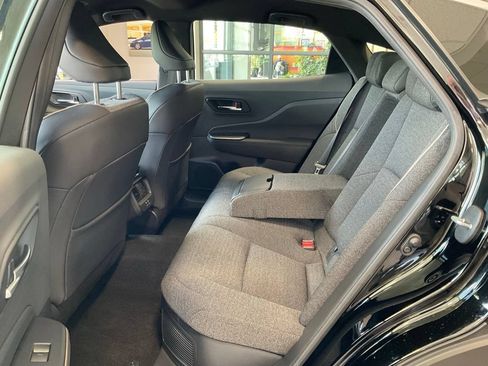 Certified 2023 Toyota Crown AWD/4WD image 21