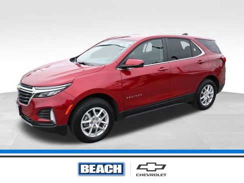 Used 2024 Chevrolet Equinox LT image 1