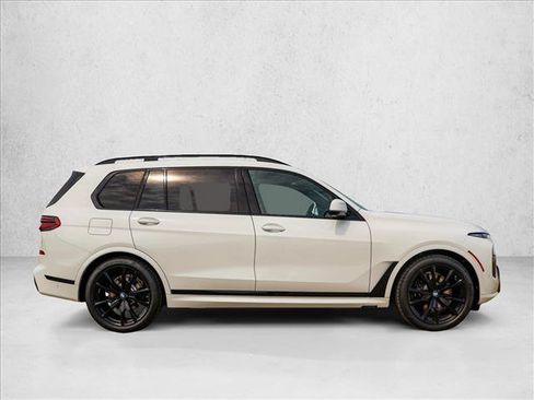 New 2027 BMW X7 xDrive40i w/ M Sport Package AWD/4WD image 4
