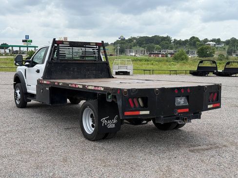 Used 2019 Ford F550 4x4 Regular Cab Super Duty image 7