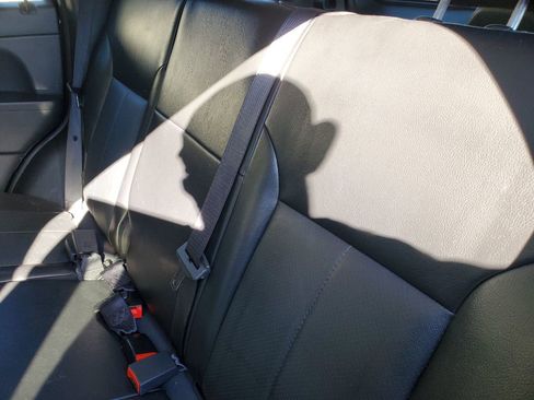 Used 2012 Jeep Liberty Sport image 29