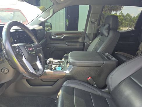 Used 2023 GMC Sierra 1500 SLT w/ SLT Premium Package AWD/4WD image 10