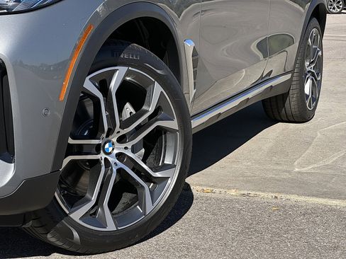 New 2026 BMW X5 xDrive40i image 3