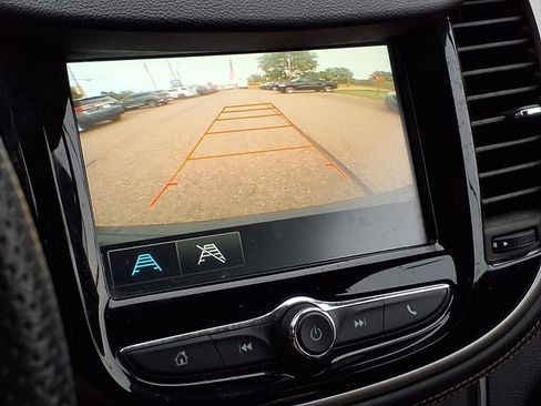 Used 2017 Chevrolet Trax LT FWD image 18