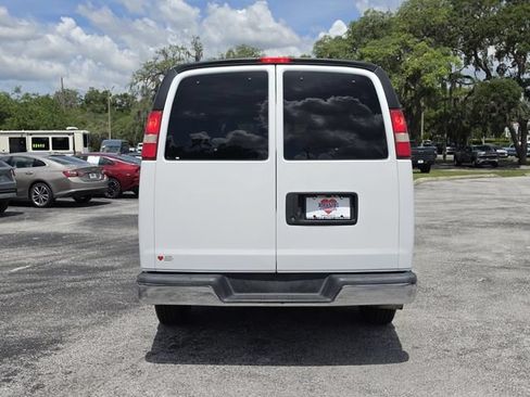 Used 2016 Chevrolet Express 3500 LT w/ LT Preferred Equipment Group RWD image 4