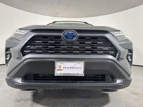 Used 2023 Toyota RAV4 XLE Premium image 27