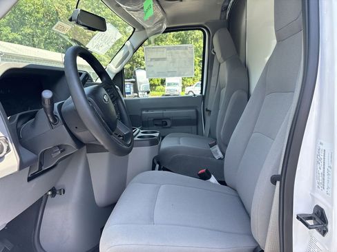 New 2025 Ford E-450 and Econoline 450 Super Duty w/ Power Equipment Group image 16