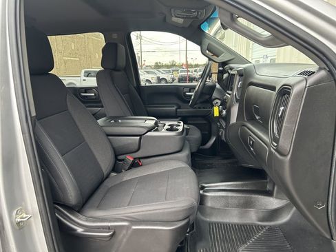 Used 2022 Chevrolet Silverado 2500 W/T w/ WT Convenience Package image 11