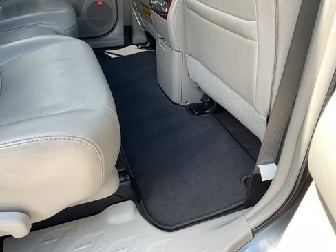 Used 2013 Toyota Highlander Limited AWD/4WD image 44