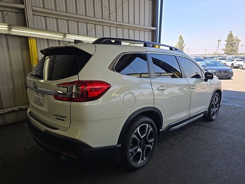 Used 2023 Subaru Ascent Limited w/ Technology Package AWD/4WD image 4