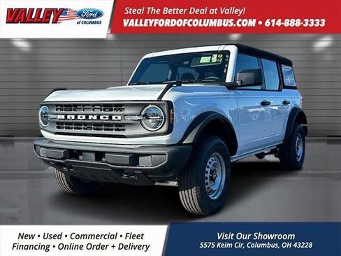 New 2025 Ford Bronco 4-Door image 3
