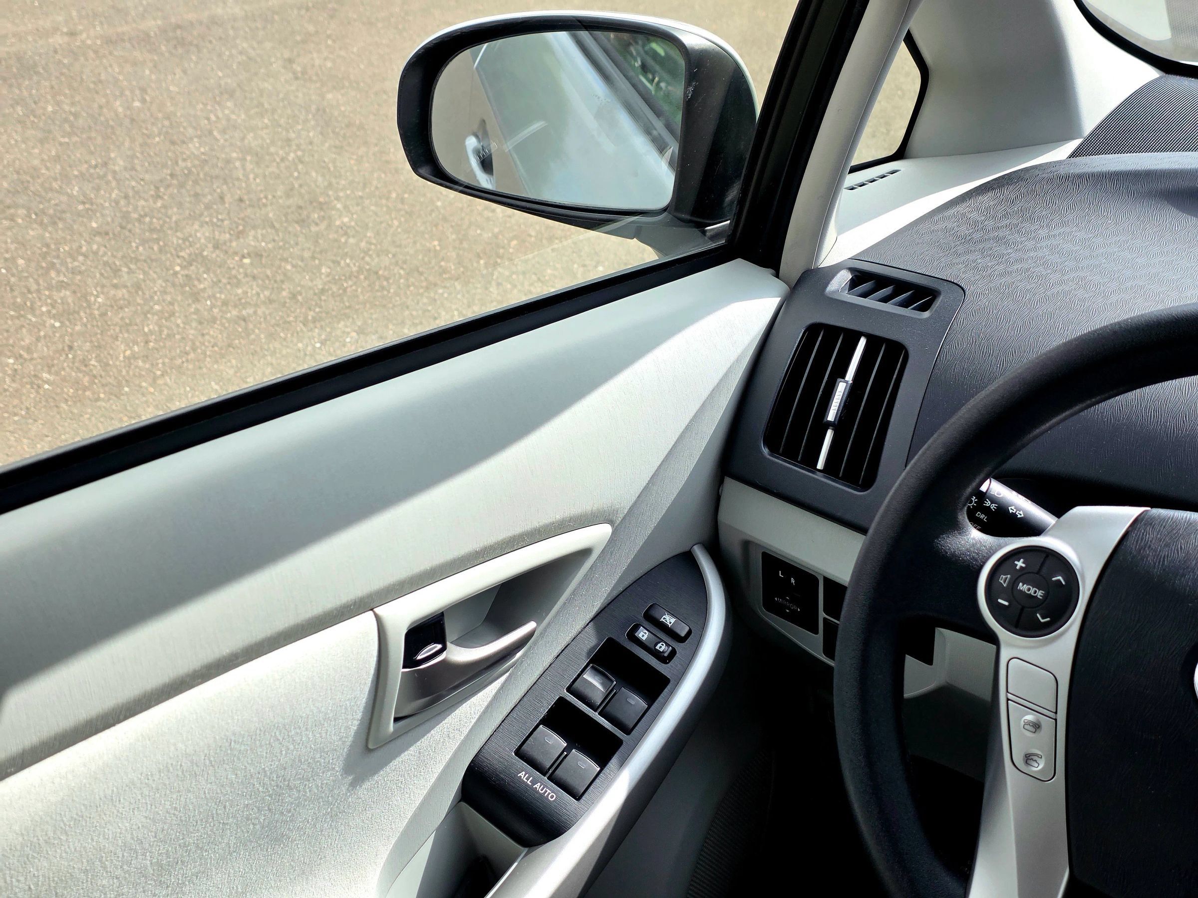 Used 2012 Toyota Prius Two FWD image 24