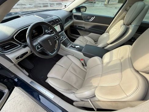 Used 2018 Lincoln Continental Reserve image 12