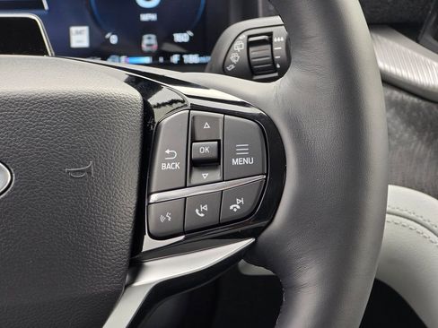 New 2026 Ford Explorer Platinum w/ LUX Leather Package image 19