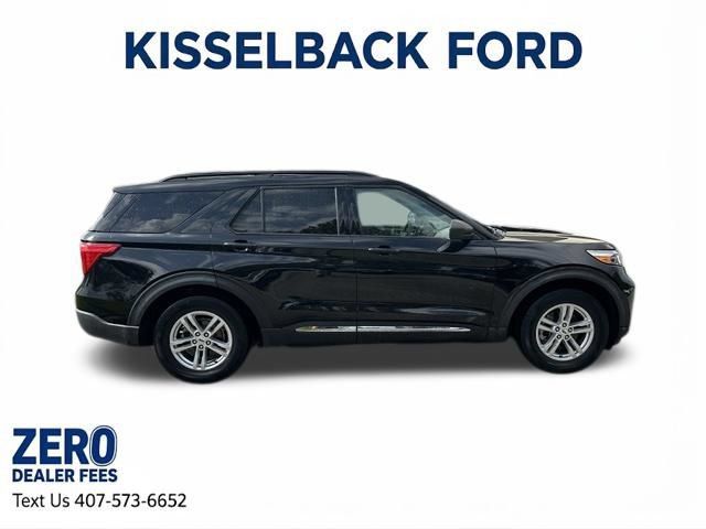 Used 2023 Ford Explorer XLT w/ Equipment Group 202A RWD image 2