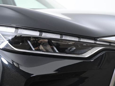 Certified 2026 INFINITI QX60 Luxe w/ Cargo Package image 4