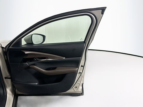 Used 2024 MAZDA CX-30 AWD 2.5 S w/ Premium Package image 35