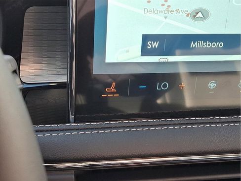 New 2026 Lincoln Corsair Premiere image 13