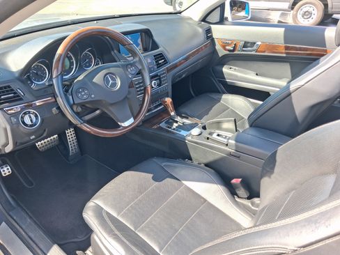 Used 2011 Mercedes-Benz E 350 Cabriolet image 9
