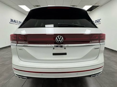 Used 2025 Volkswagen Atlas SEL Premium R-Line AWD/4WD image 6