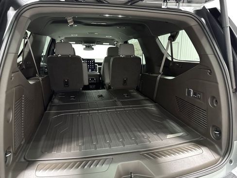 New 2026 GMC Yukon XL Elevation w/ LPO, Floor Liner Package image 37