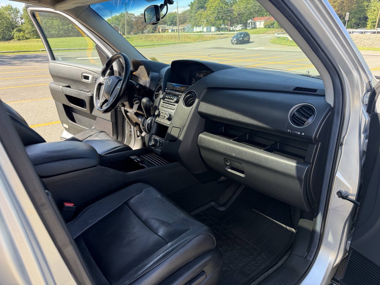 Used 2012 Honda Pilot Touring image 16
