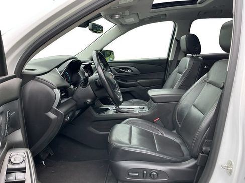 Used 2019 Chevrolet Traverse Premier w/ Redline Edition AWD/4WD image 10