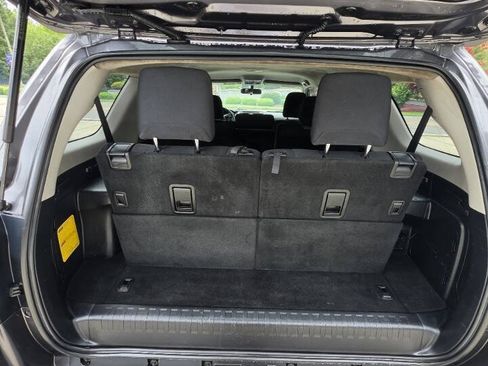 Used 2016 Toyota 4Runner SR5 RWD image 13