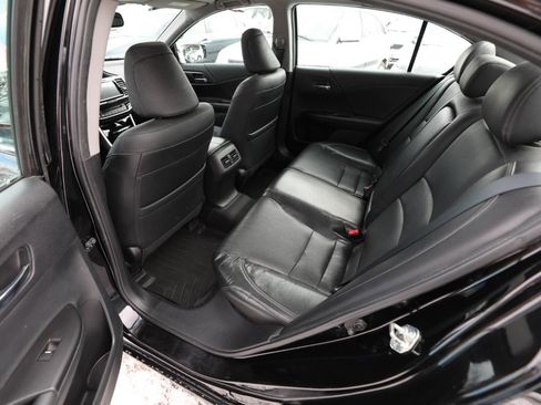 Used 2016 Honda Accord EX-L image 12