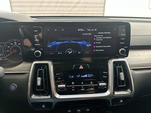 Used 2022 Kia Sorento S AWD/4WD image 17