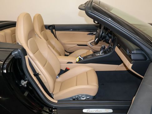 Used 2018 Porsche 911 Turbo S AWD/4WD image 42