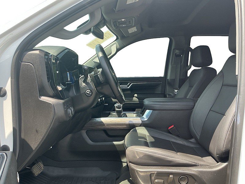 Used 2024 Chevrolet Silverado 1500 LTZ w/ LTZ Convenience Package II AWD/4WD image 10