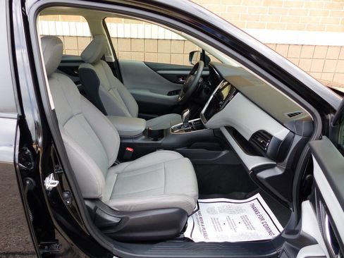 Used 2025 Subaru Legacy Premium image 34