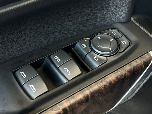 Used 2019 GMC Sierra 1500 Denali w/ Denali Ultimate Package AWD/4WD image 13