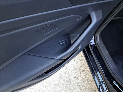 Certified 2019 Volkswagen Jetta SEL image 12