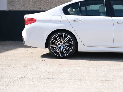 Used 2018 BMW 540i image 12