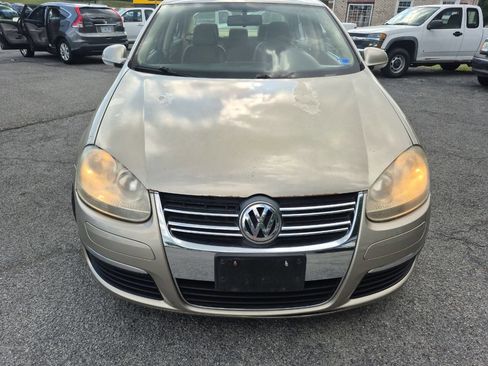 Used 2007 Volkswagen Jetta 2.5 FWD image 1