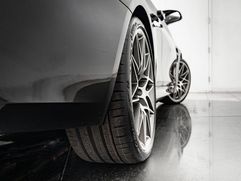 Used 2018 BMW M4 Convertible image 53