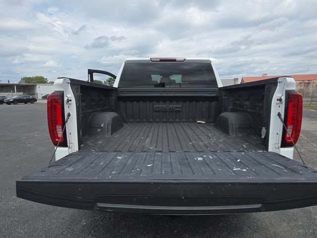 Used 2023 GMC Sierra 1500 SLT AWD/4WD image 22