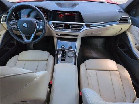Used 2020 BMW 330i Sedan w/ Premium Package image 19