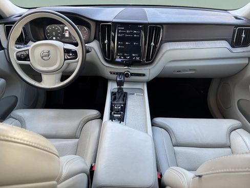 Used 2018 Volvo XC60 T6 Inscription w/ Luxury Seat Package image 8