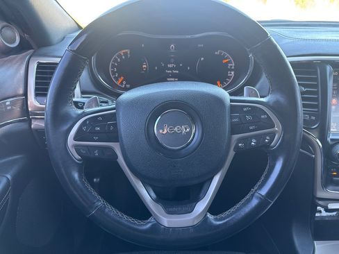 Used 2014 Jeep Grand Cherokee Overland w/ Advanced Technology Group AWD/4WD image 10