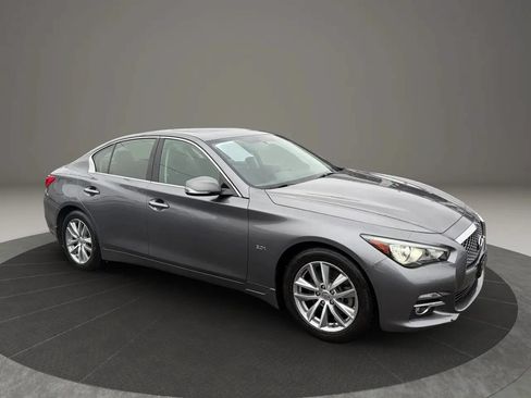 Used 2017 INFINITI Q50 3.0t Premium w/ 3.0T Premium Plus Package AWD/4WD image 7