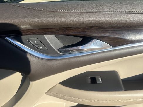 Used 2017 Buick LaCrosse Preferred image 41