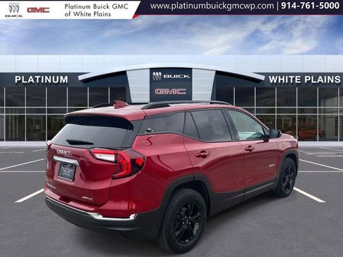 Used 2024 GMC Terrain AT4 image 7