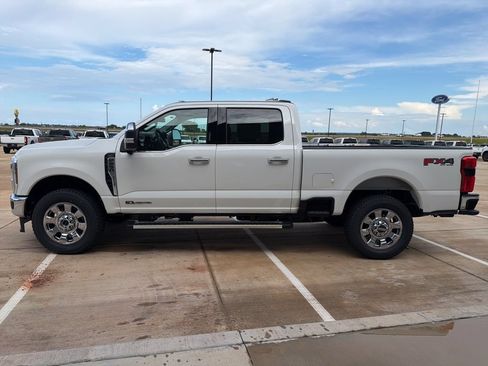 New 2026 Ford F250 Lariat w/ Lariat Premium Package AWD/4WD image 3