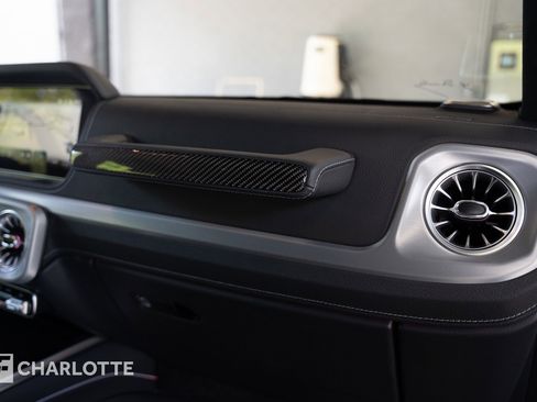 Used 2025 Mercedes-Benz G 63 AMG 4MATIC image 31