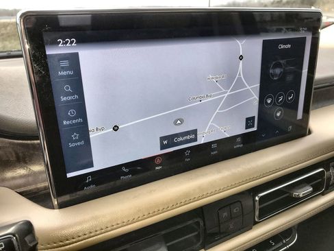 Used 2022 Lincoln Nautilus Reserve w/ Equipment Group 201A image 18